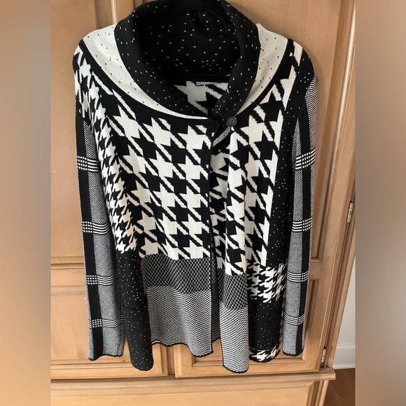 Rabe black and white cardigan - Picture 1 of 6